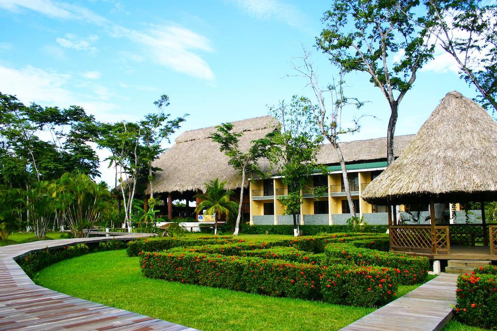 Hotel Mansion Del Rio Río Dulce Exterior photo