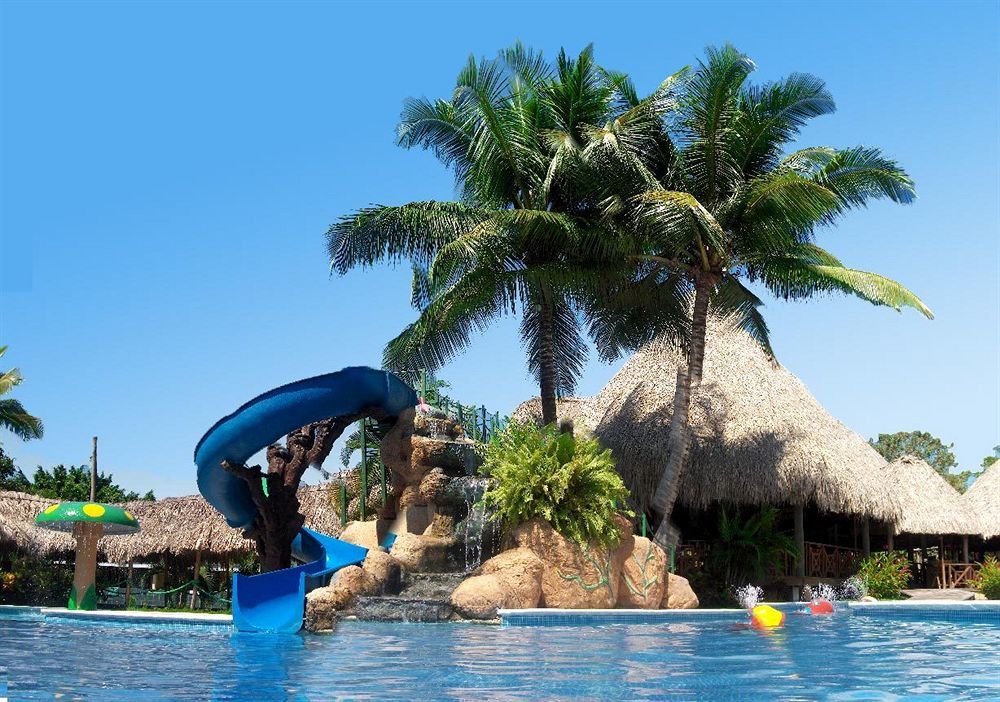 Hotel Mansion Del Rio Río Dulce Exterior photo